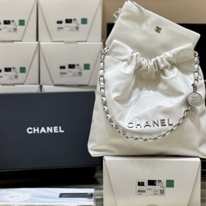 bag0899 Chanel 22 Bag Small White
