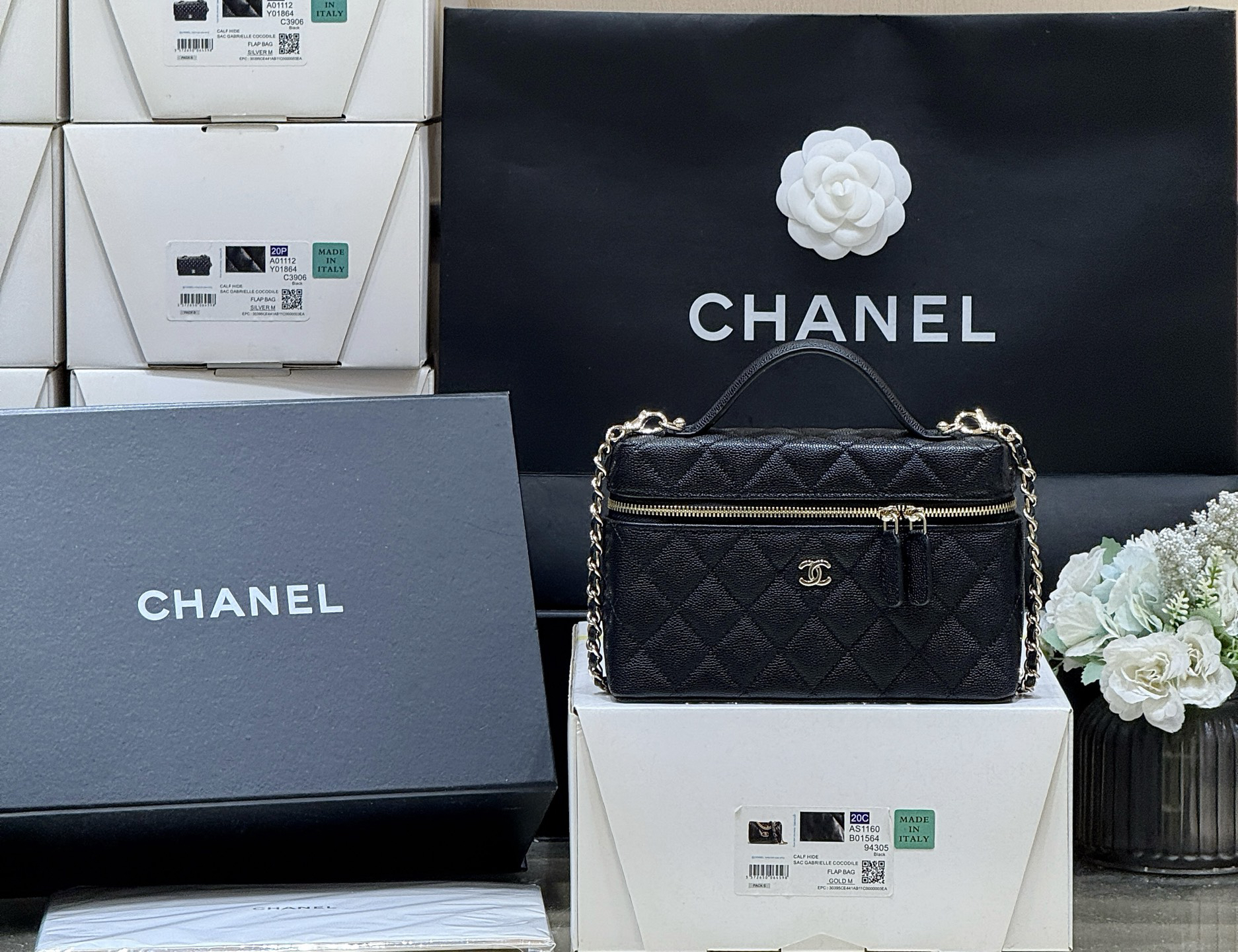 bag0905 Chanel Bag Black Gold Hardware