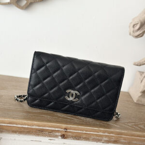 bag0993 Chanel Hobo Black Gold Hardware