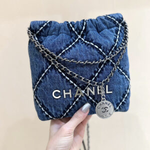 bag1037 Chanel 22 Bag Mini