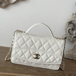 bag1042 Chanel Tote White