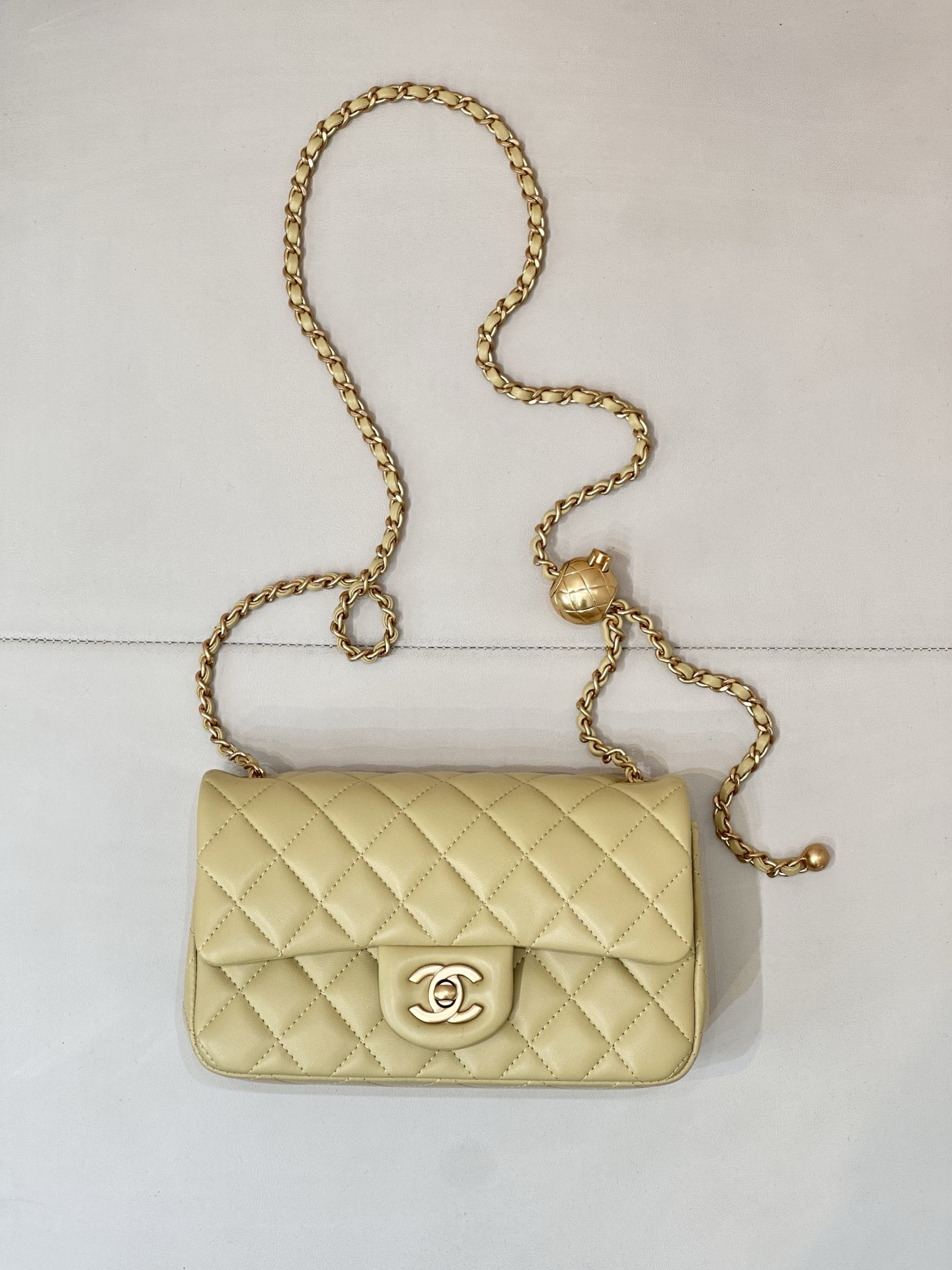 bag1137 Chanel Bag Mini Gold Hardware