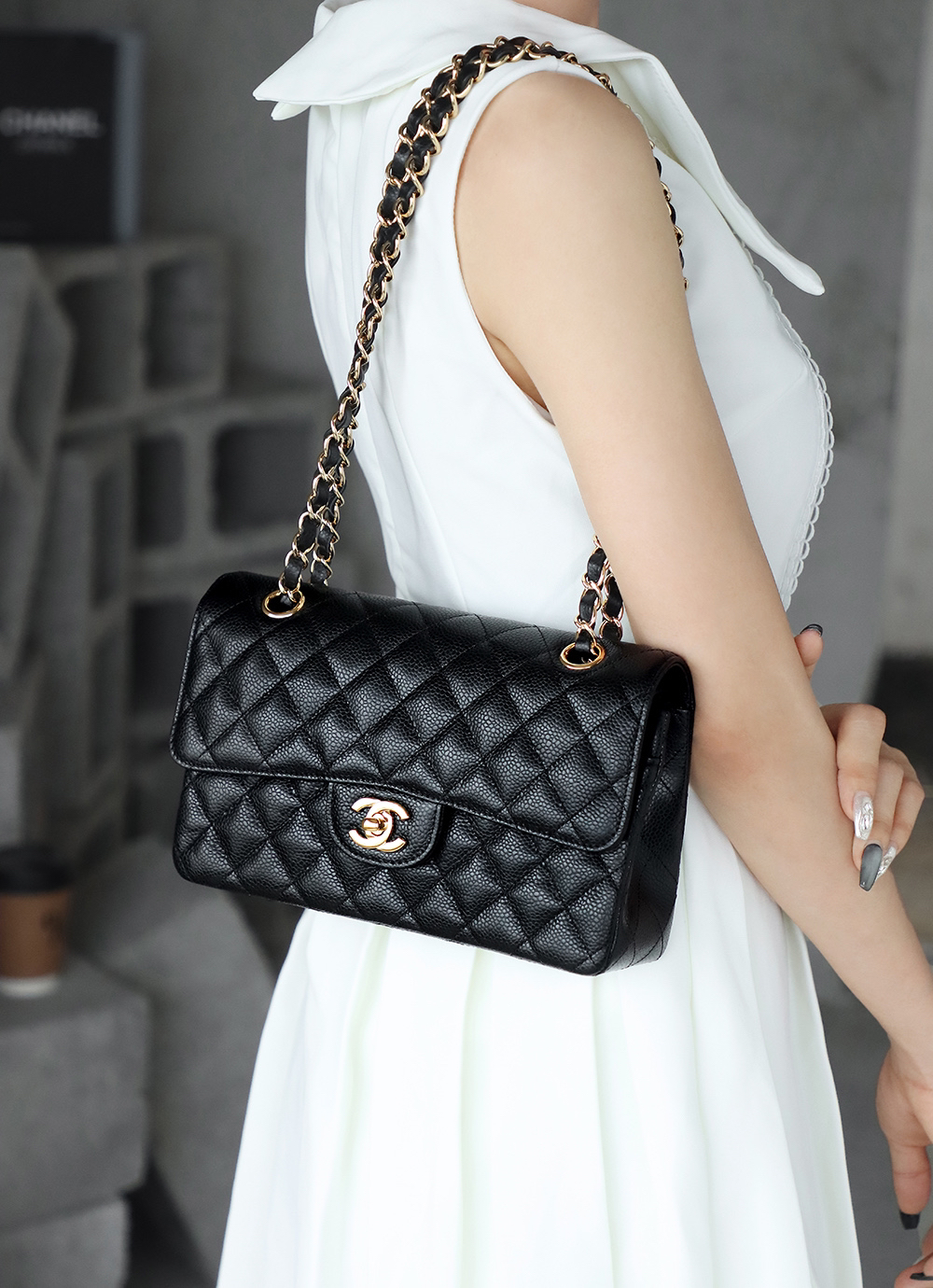 bag0065 Chanel Bag Black Gold Hardware