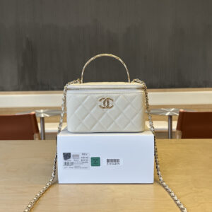 bag1865 Chanel Beauty