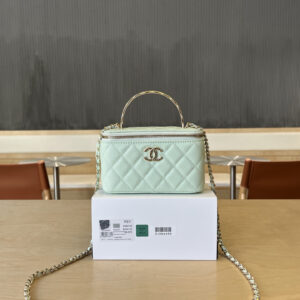 bag1866 Chanel Beauty