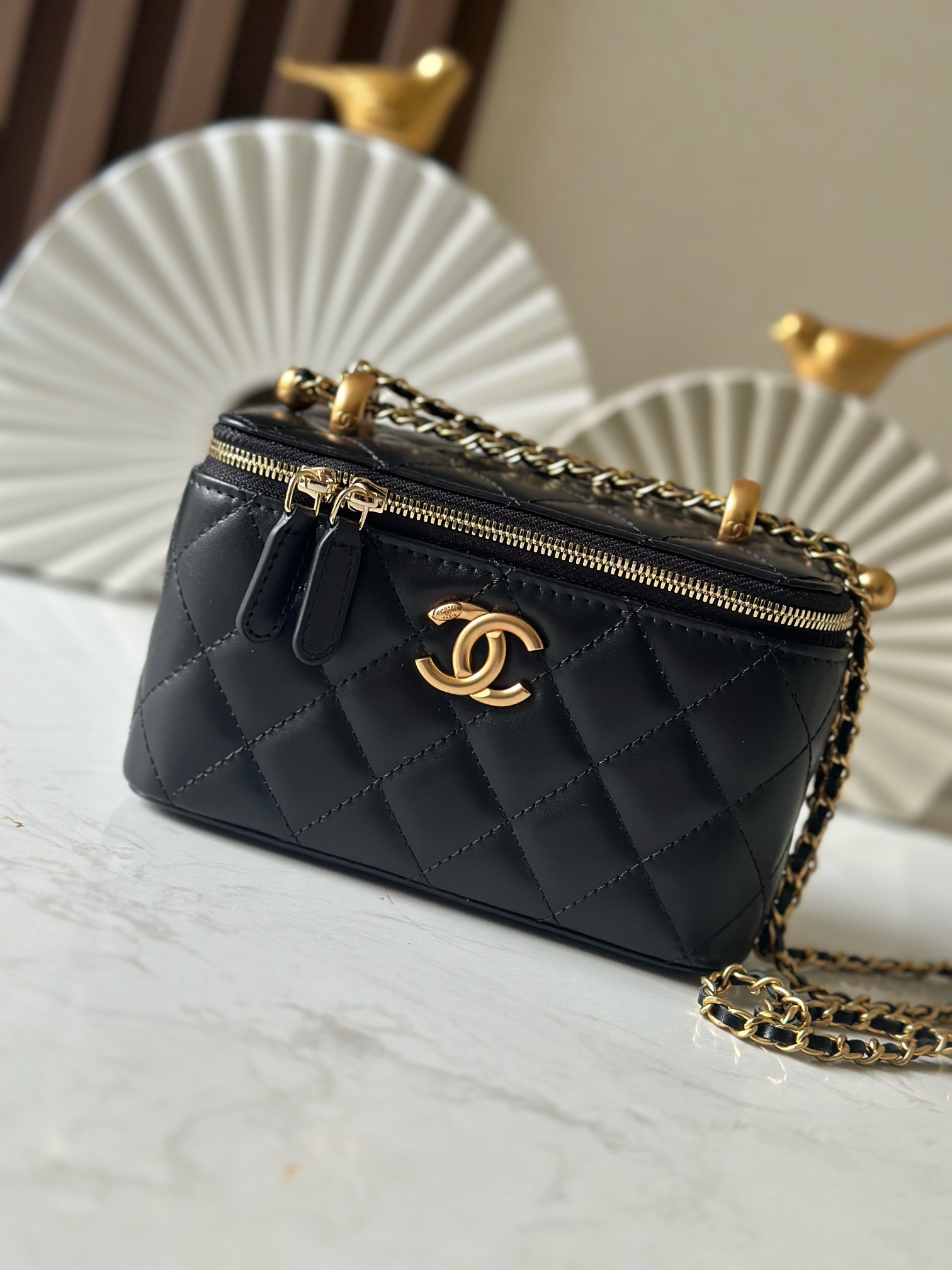 bag1882 Chanel Bag Black Gold Hardware
