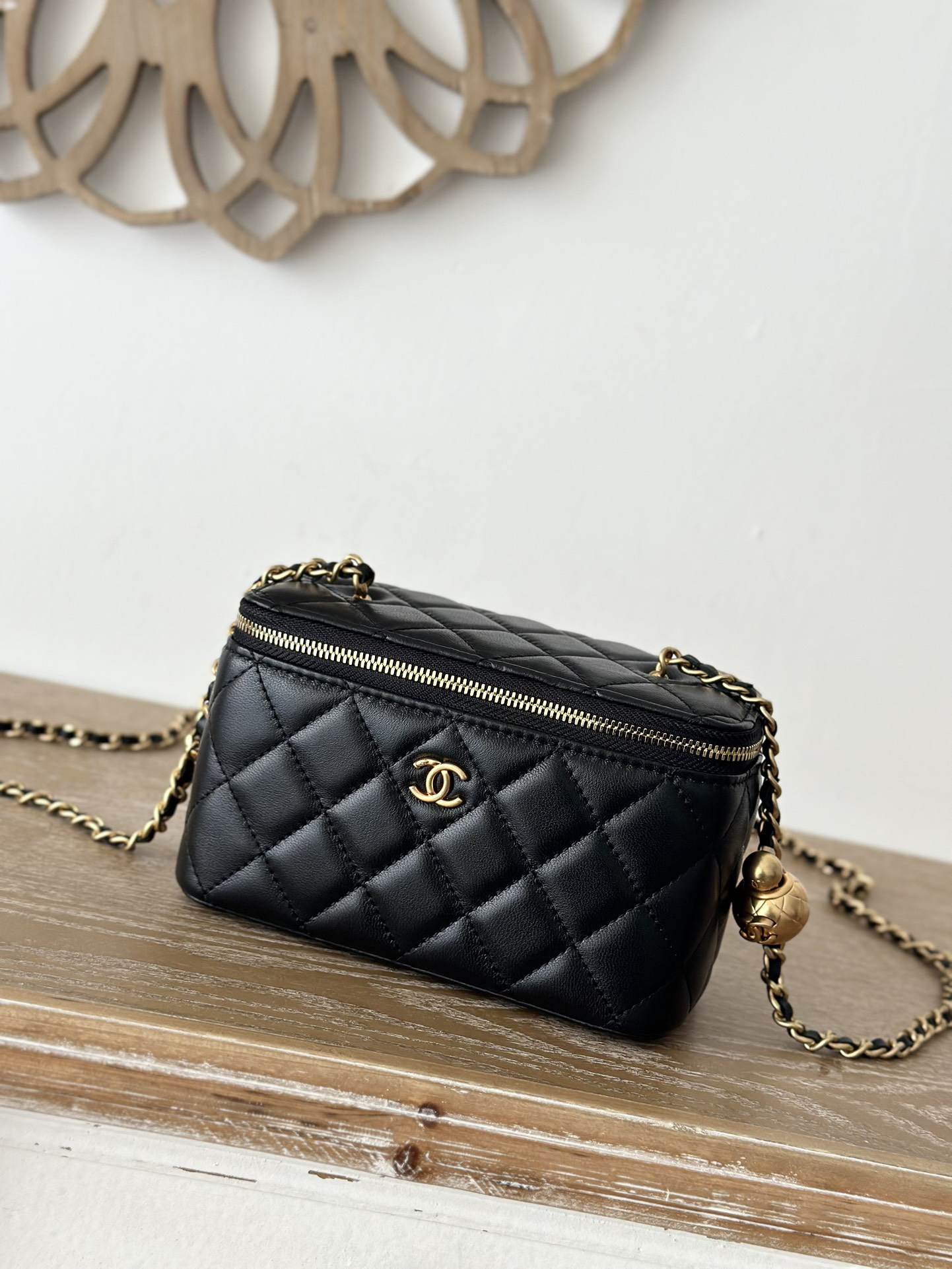 bag0085 Chanel Bag Large Black Gold Hardware