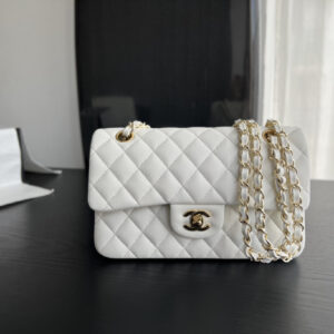 bag1980 Chanel Bag Gold Hardware
