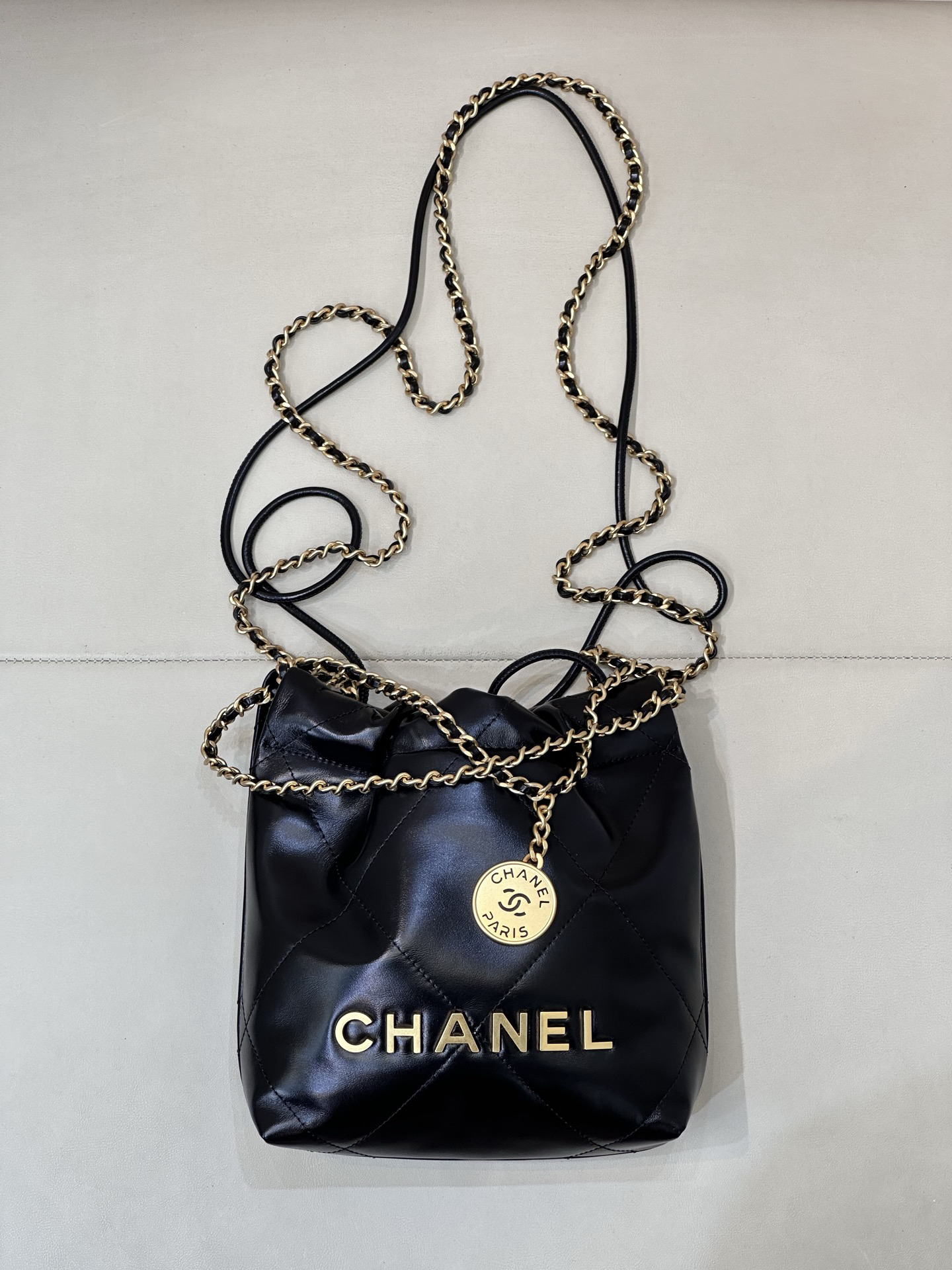bag0095 Chanel Bag Black Gold Hardware