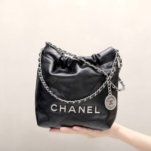 bag2004 Chanel 22 Bag Black Silver Hardware