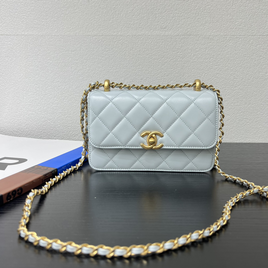 bag2101 Chanel Bag Small Gold Hardware