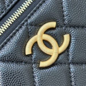 bag2141 Chanel Bag Gold