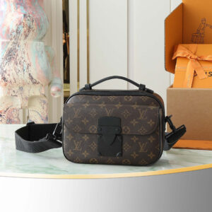 lv0047 Louis Vuitton M45806 Messenger Bag with Dynamic Code