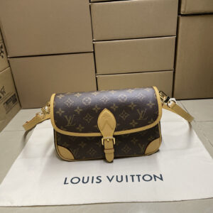 lv0065 Louis Vuitton M45985 Shoulder Bag with Dynamic Code