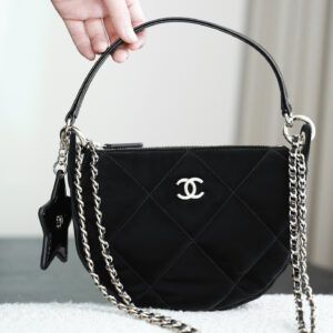 bag0118 Chanel Hobo