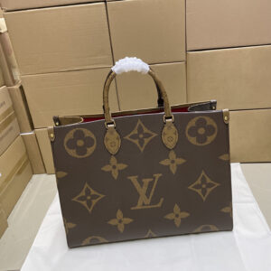 lv0086 Louis Vuitton M44576 Shoulder Bag with Dynamic Code