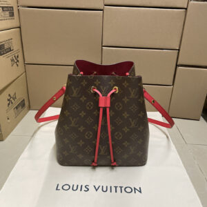 lv0087 Louis Vuitton M44021 Bag with Dynamic Code
