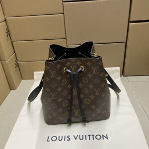 lv0088 Louis Vuitton M44020 Bag with Dynamic Code