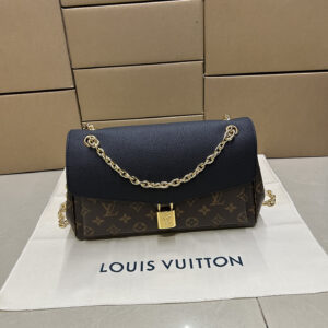 lv0089 Louis Vuitton M26285 Bag with Dynamic Code