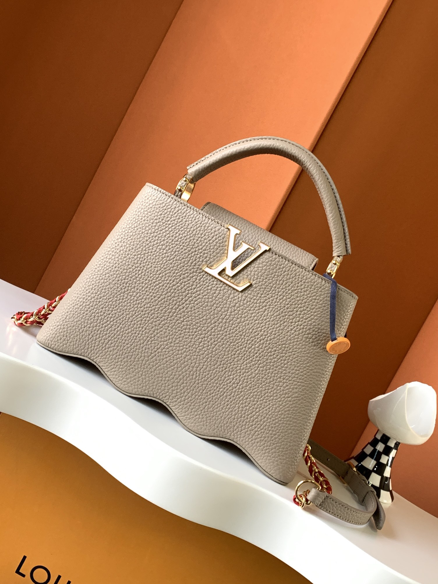 lv0100 Louis Vuitton M22122 Bag