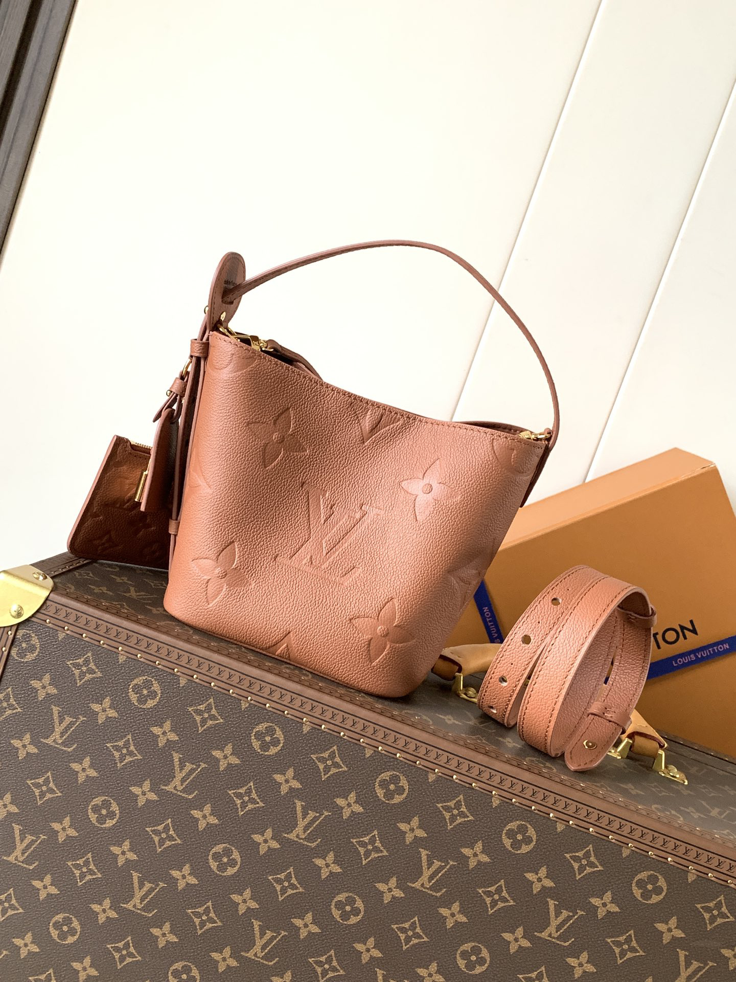 lv0117 Louis Vuitton M28820 M2643 Wallet Small with Dynamic Code
