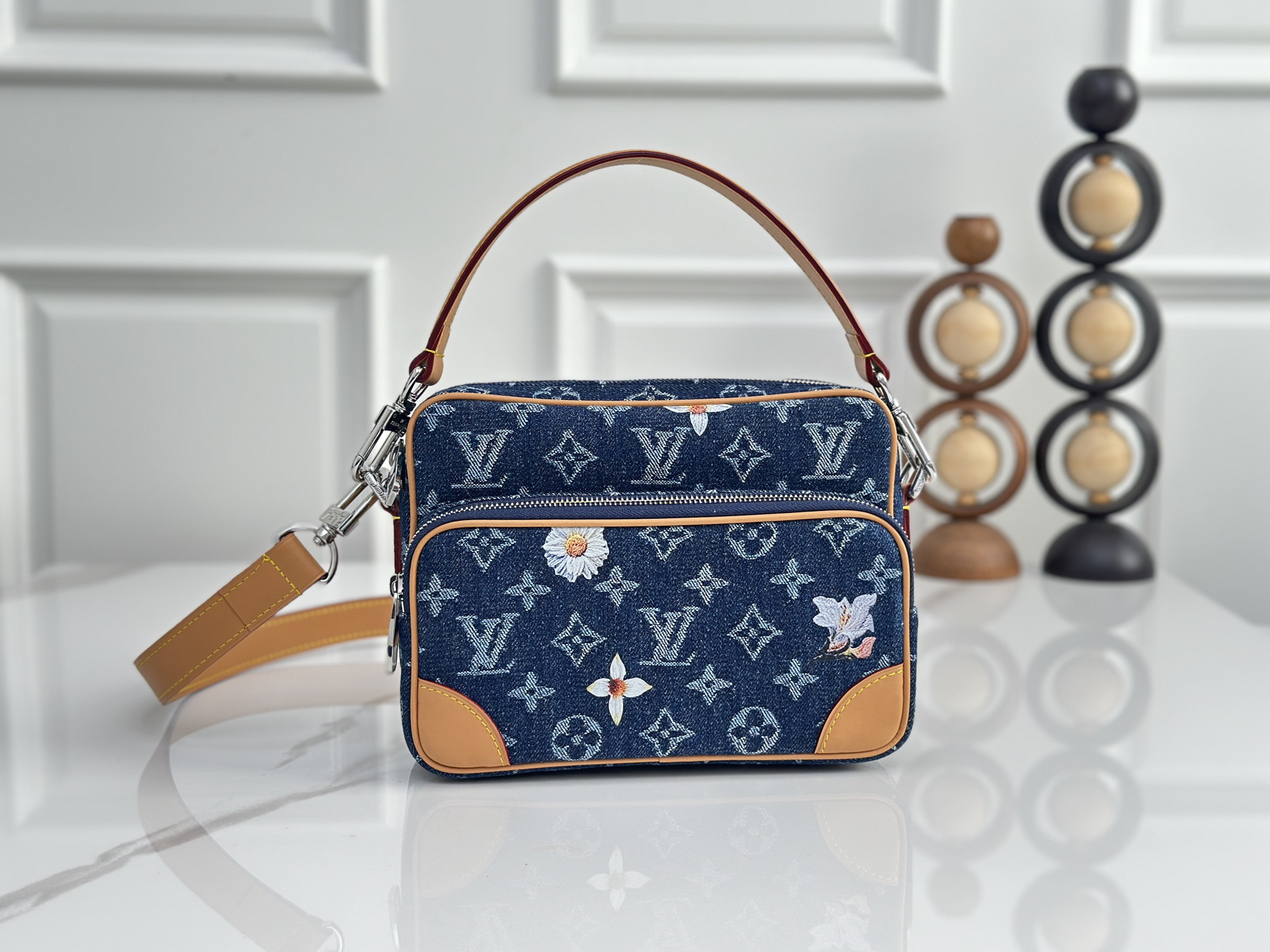 lv0183 Louis Vuitton M27553 Top Handle Bag