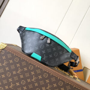 lv0241 Louis Vuitton M25924 Shoulder Bag with Dynamic Code