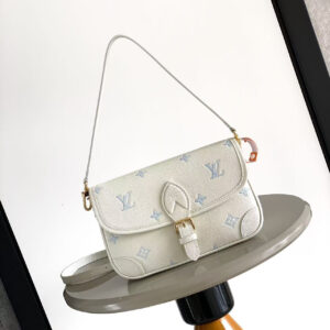 lv0247 Louis Vuitton M46386 M46388 Diane Top Handle Bag with Dynamic Code
