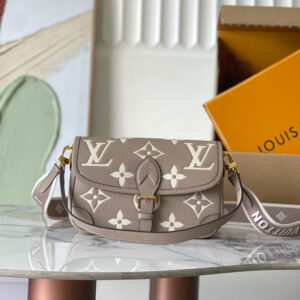 lv0252 Louis Vuitton M46583 Bag with Dynamic Code