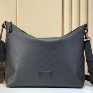 lv0372 Louis Vuitton M27856 Vagabond Hobo Hobo Bag with Dynamic Code