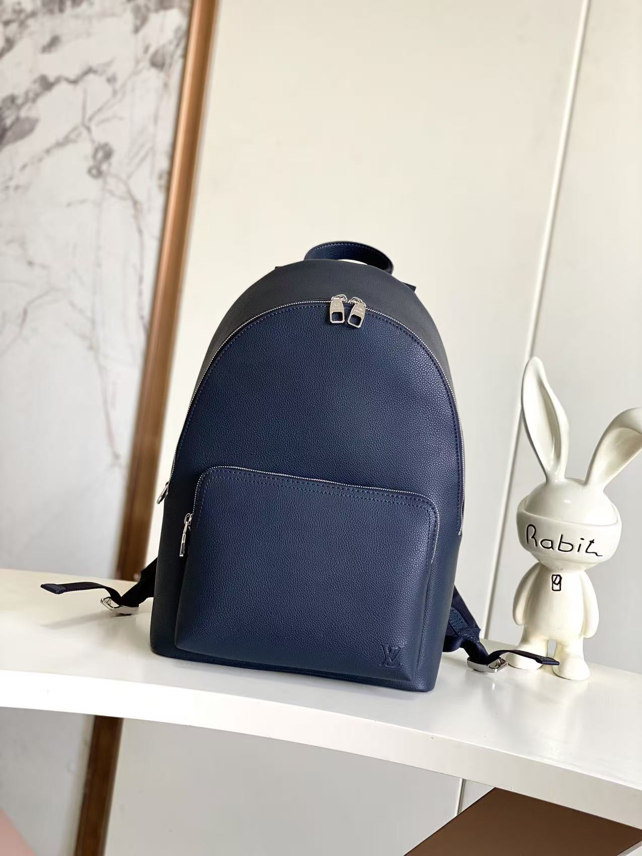 lv0416 Louis Vuitton M15259 M260 Backpack with Dynamic Code