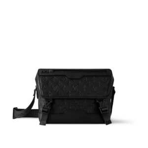 lv0429 Louis Vuitton M25121 M2512 Messenger Voyager Messenger Bag with Dynamic Code