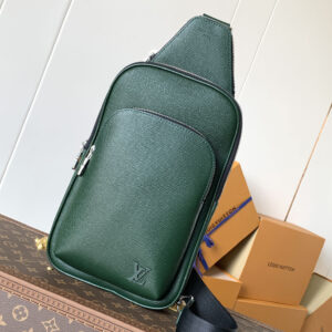 lv0471 Louis Vuitton M30863 Shoulder Bag Small with Dynamic Code
