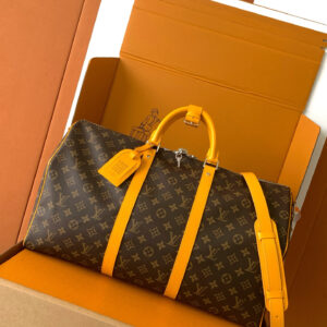 lv0516 Louis Vuitton M12634 Travel Bag with Dynamic Code