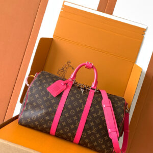 lv0520 Louis Vuitton M13807 Travel Bag with Dynamic Code