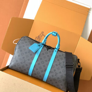 lv0521 Louis Vuitton M11481 Travel Bag with Dynamic Code