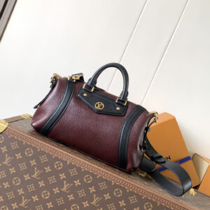 lv0523 Louis Vuitton Card Holder Small Medium with Dynamic Code