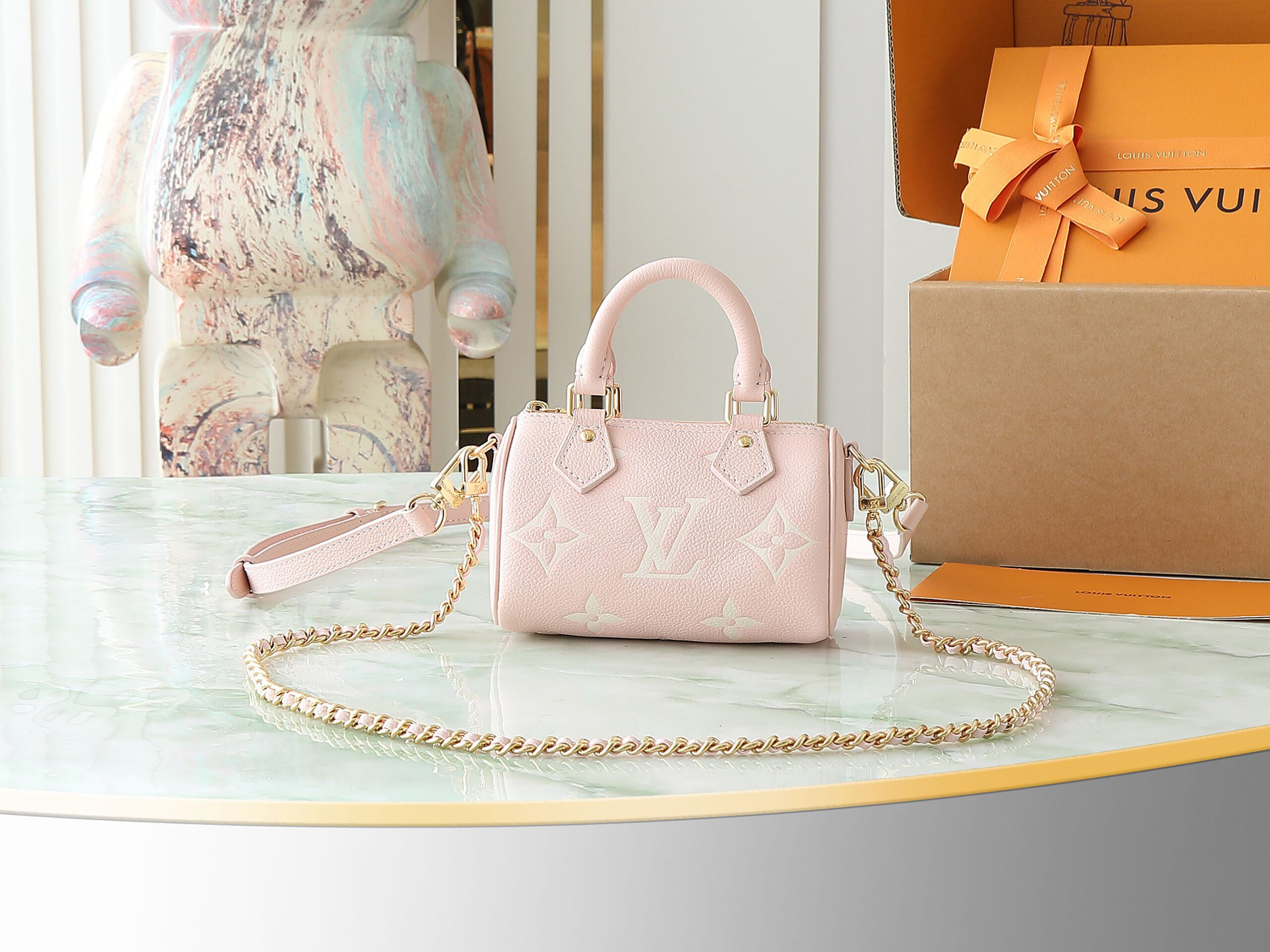 lv0542 Louis Vuitton M14226 M81625 Top Handle Bag Mini