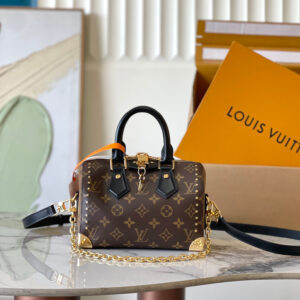 lv0635 Louis Vuitton M13146 Bag with Dynamic Code