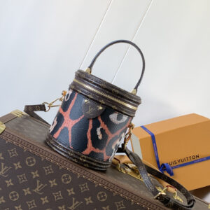 lv0642 Louis Vuitton M13846 Bag with Dynamic Code