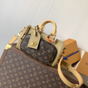 lv0649 Louis Vuitton M12627 KEE Travel Bag with Dynamic Code