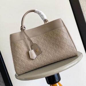 lv0660 Louis Vuitton M25575 Avenue Top Handle Bag Medium MM