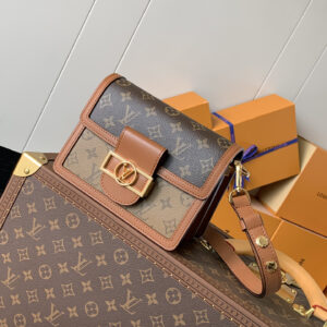 lv0738 Louis Vuitton M4595 Top Handle Bag Mini with Dynamic Code