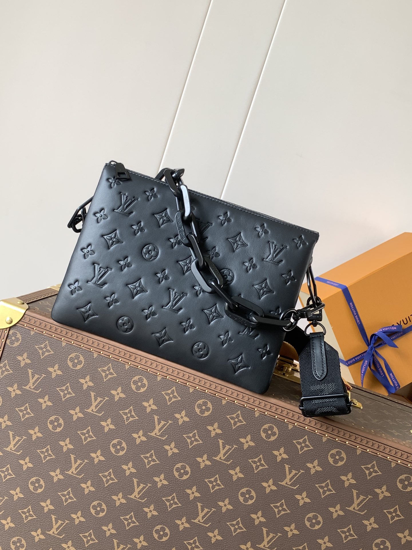 lv0766 Louis Vuitton M11370 Top Handle Bag Small with Dynamic Code