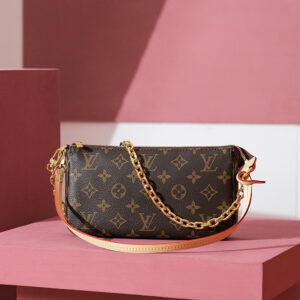 lv0790 Louis Vuitton M82766 pochette access Clutch