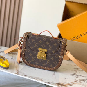 lv0849 Louis Vuitton M15166 Mon Backpack with Dynamic Code
