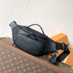 lv0900 Louis Vuitton M47058 Shoulder Bag with Dynamic Code