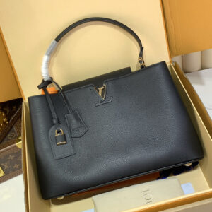 lv0907 Louis Vuitton M26319 Capucines Top Handle Bag Large