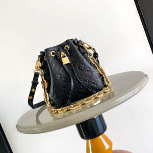 lv0935 Louis Vuitton M26216 M26530 Bucket Bag