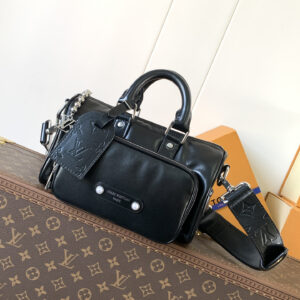 lv0938 Louis Vuitton M13988 Travel Bag with Dynamic Code